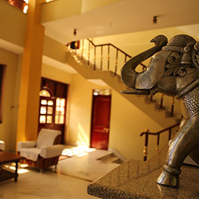 Hotel Mahaveer International